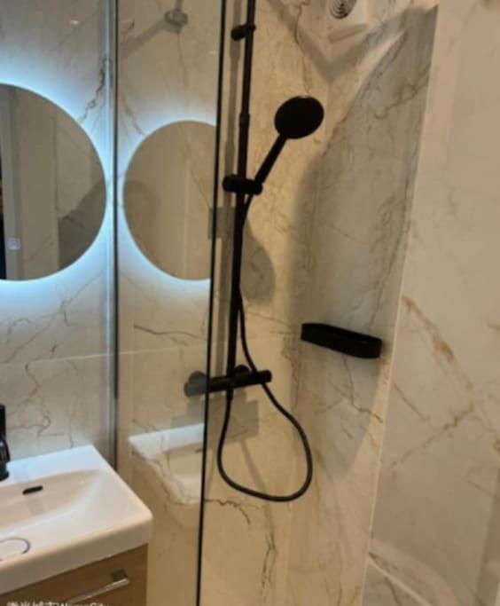 Coup De Coeur Menilmontant Apartment *